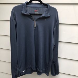 Nike athletic long sleeved shirt